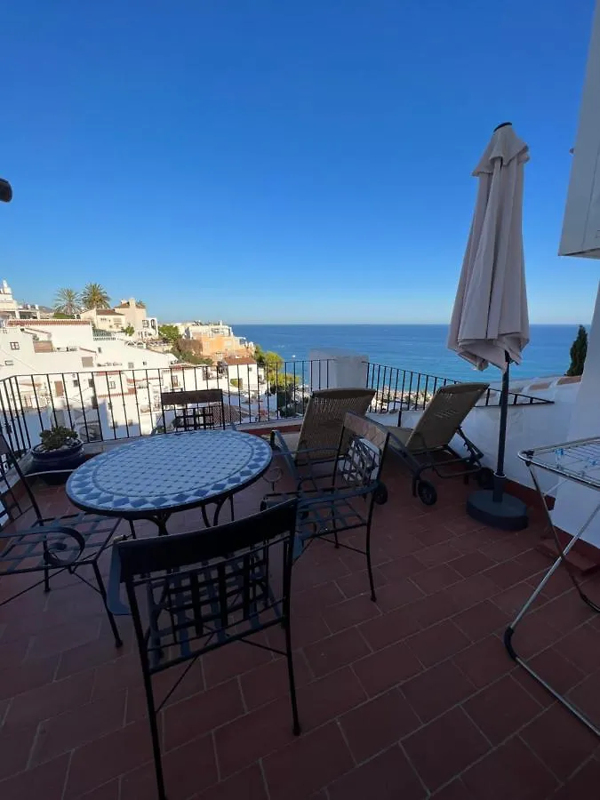 Burriana Playa Sea View Apartment نيرخا