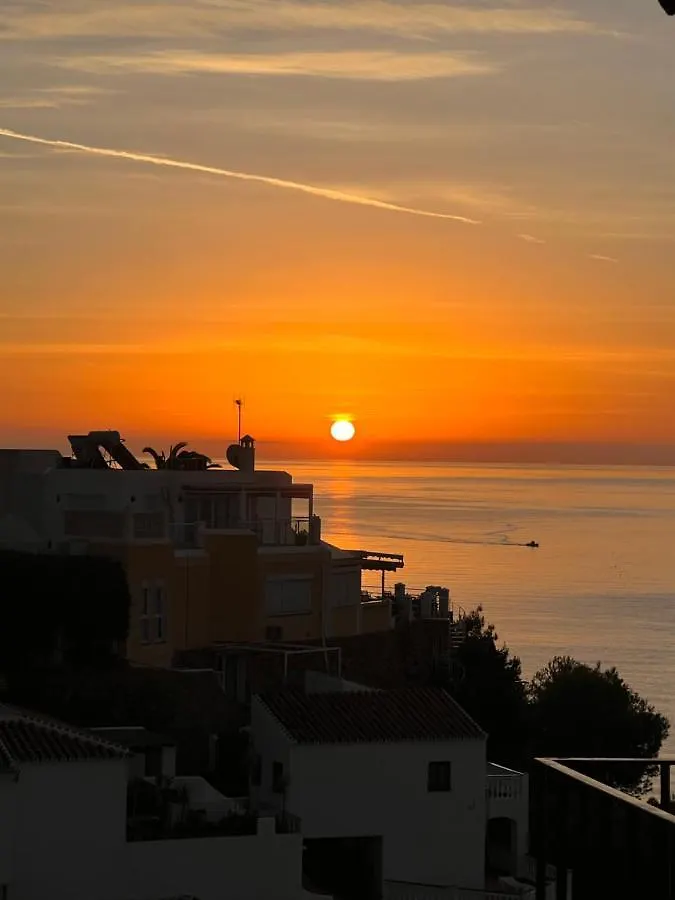 Burriana Playa Sea View Apartment Nerja